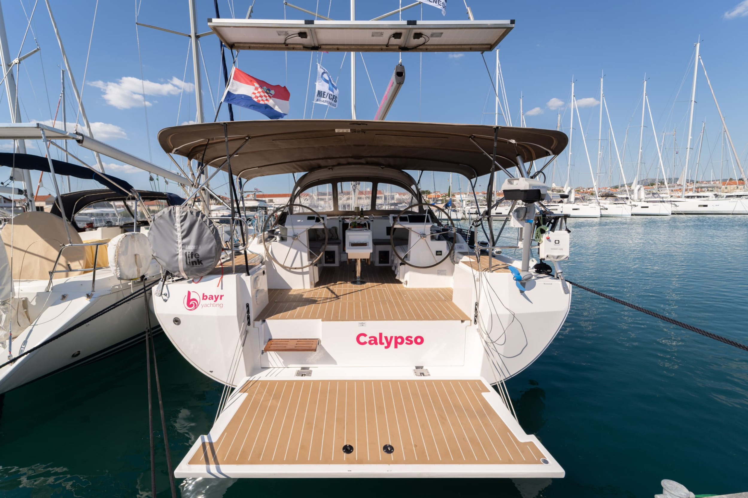 Bavaria C45 - 4 cab. — photo 10