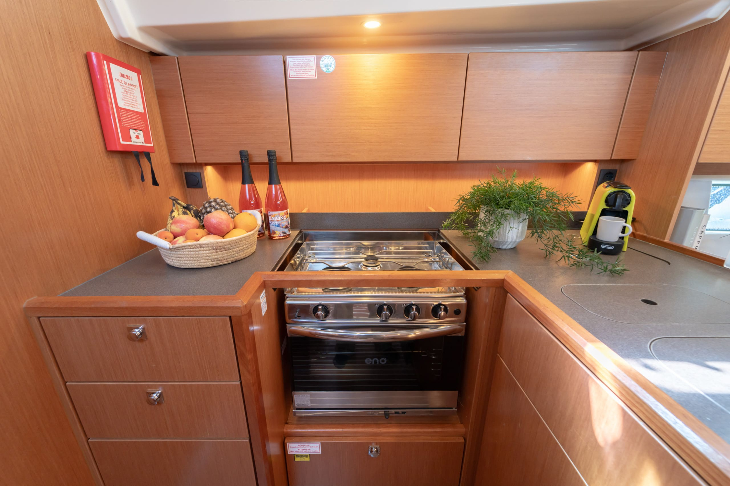 Bavaria C45 - 4 cab. — photo 18