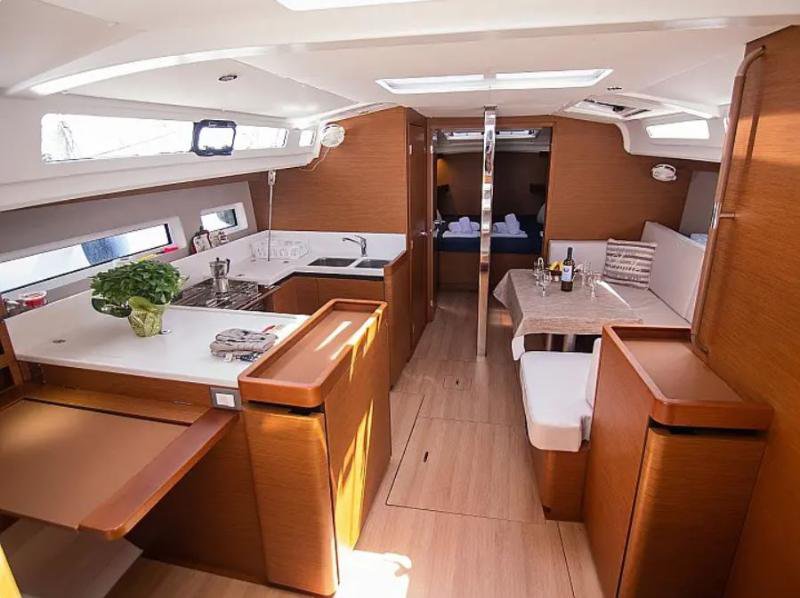 Photo #8 - Sun Odyssey 440 (Georgia) en Corfú - 38868
