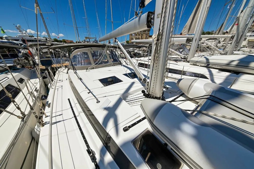 Bavaria C45 - 3 cab. — photo 9
