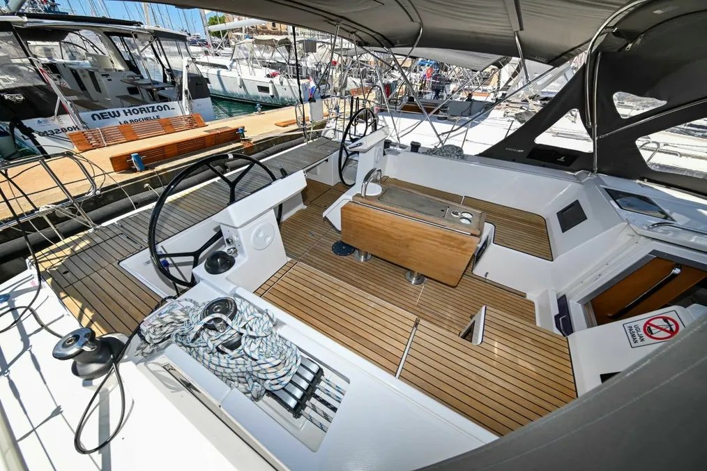 Bavaria C45 - 3 cab. — photo 16