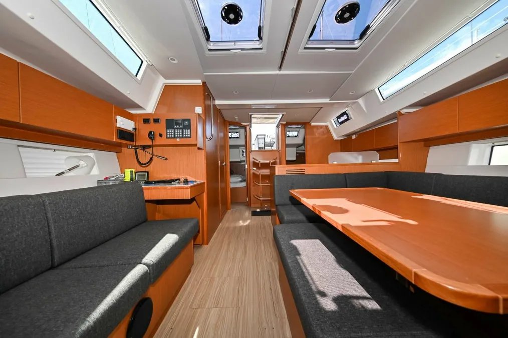 Bavaria C45 - 3 cab. — photo 18