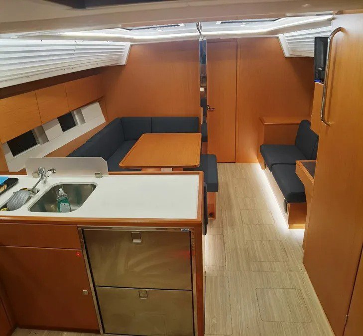 Bavaria C45 - 3 cab. — photo 22