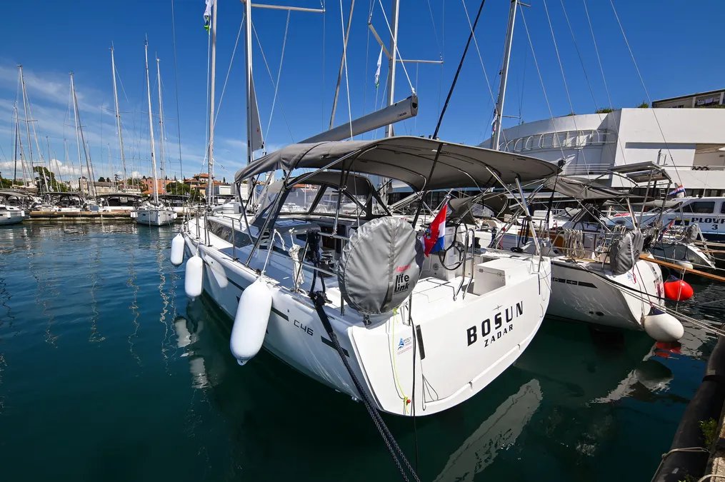 Bavaria C46 - 4 cab. — photo 3