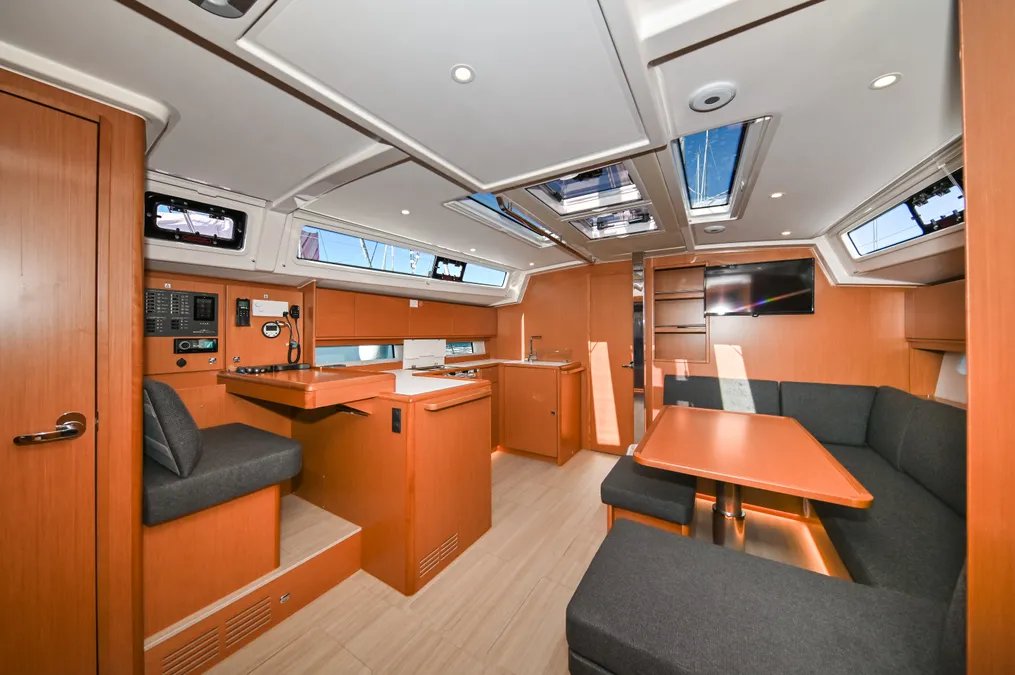 Bavaria C46 - 4 cab. — photo 14