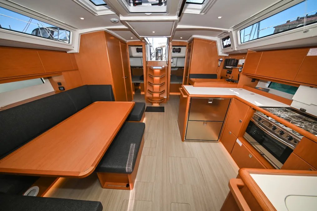 Bavaria C46 - 4 cab. — photo 19