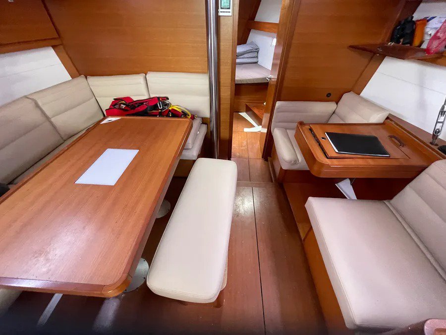 Dufour 410 GL — photo 7