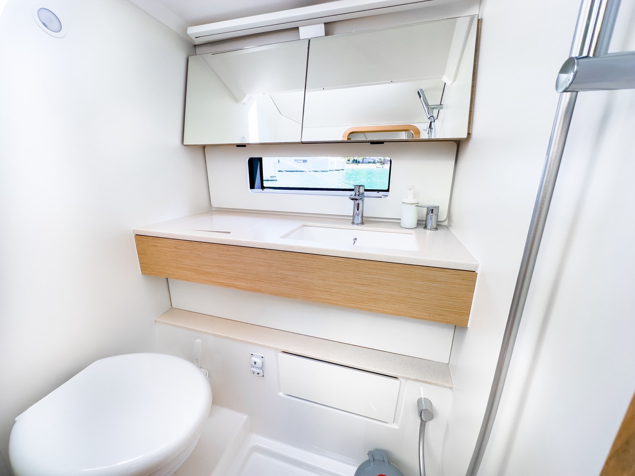 Dufour 41 - 3 cab. — photo 21