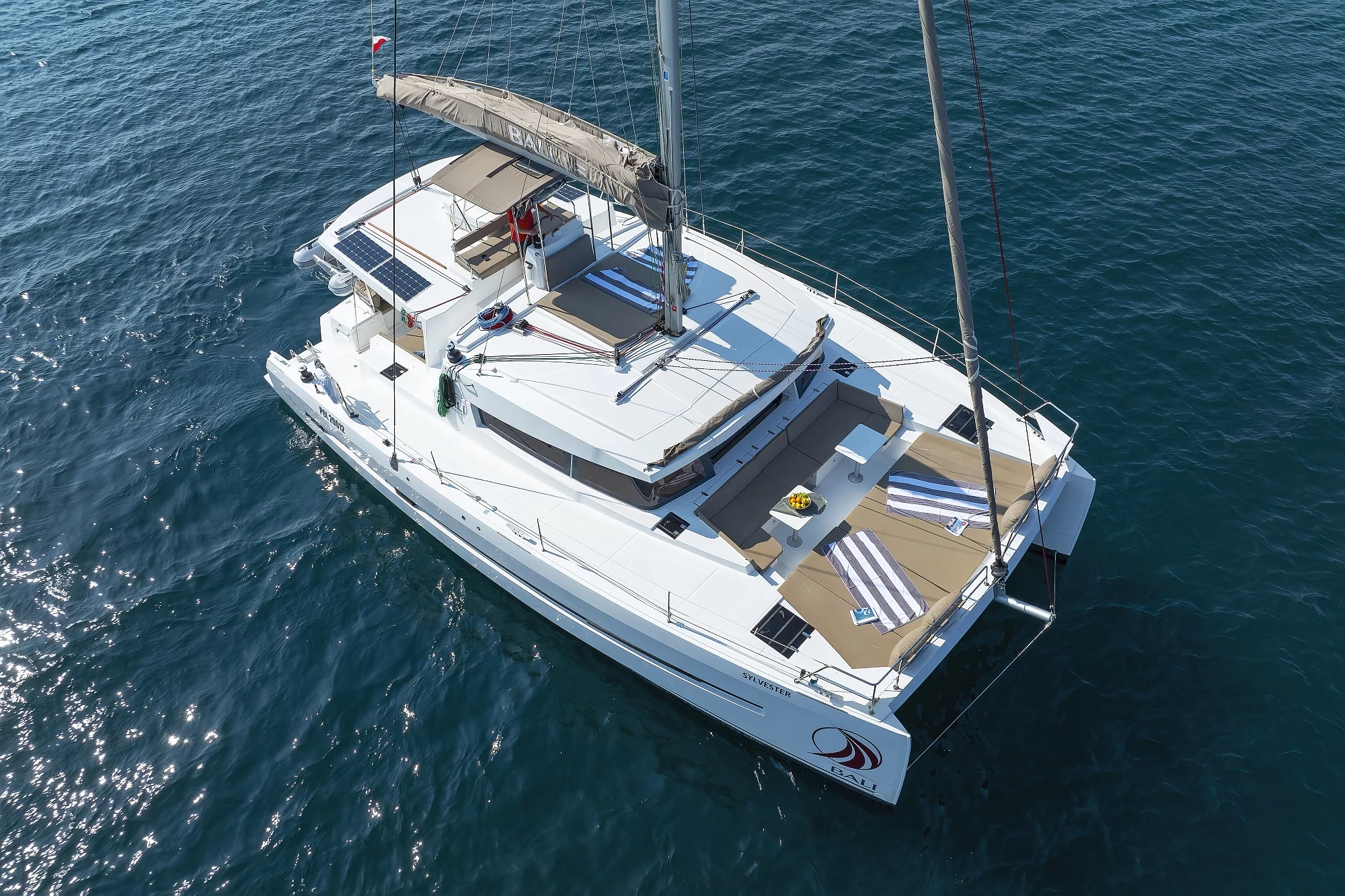Bali 4.5 - 4 + 2 cab. (Sylvester)  - 6