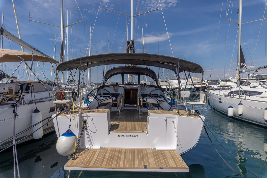Photo #1 - Elan Impression 45 - 3 cab. (Stargazer) in Biograd - 38914