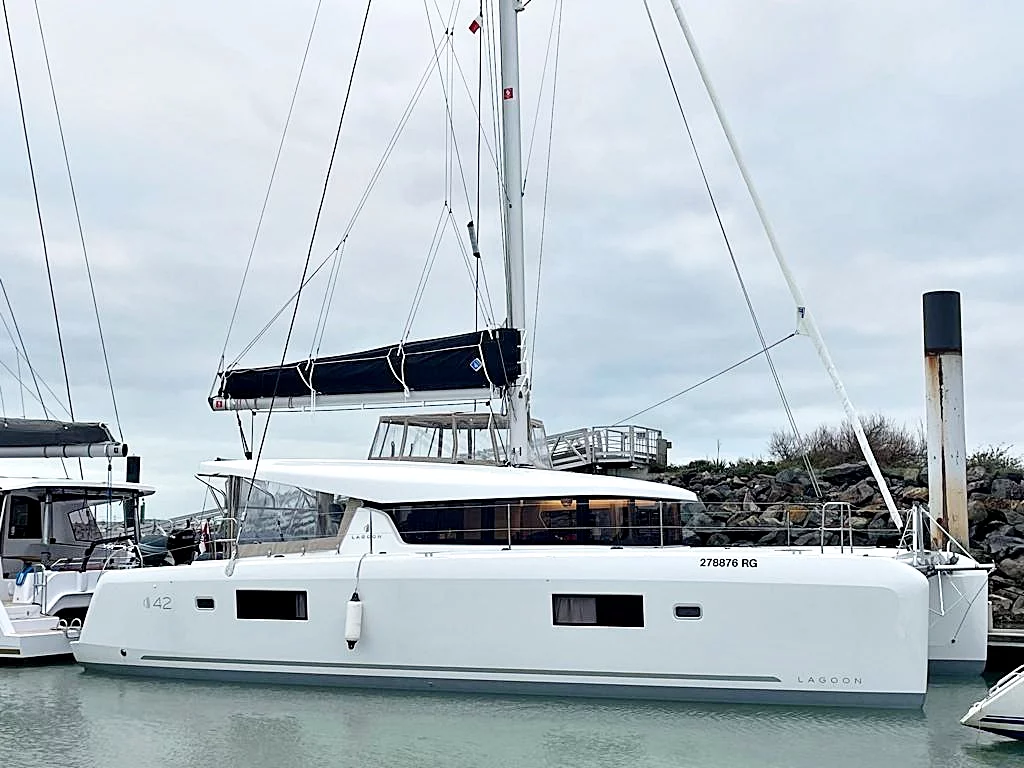 Lagoon 42 OW (Sailing Breeze)  - 0