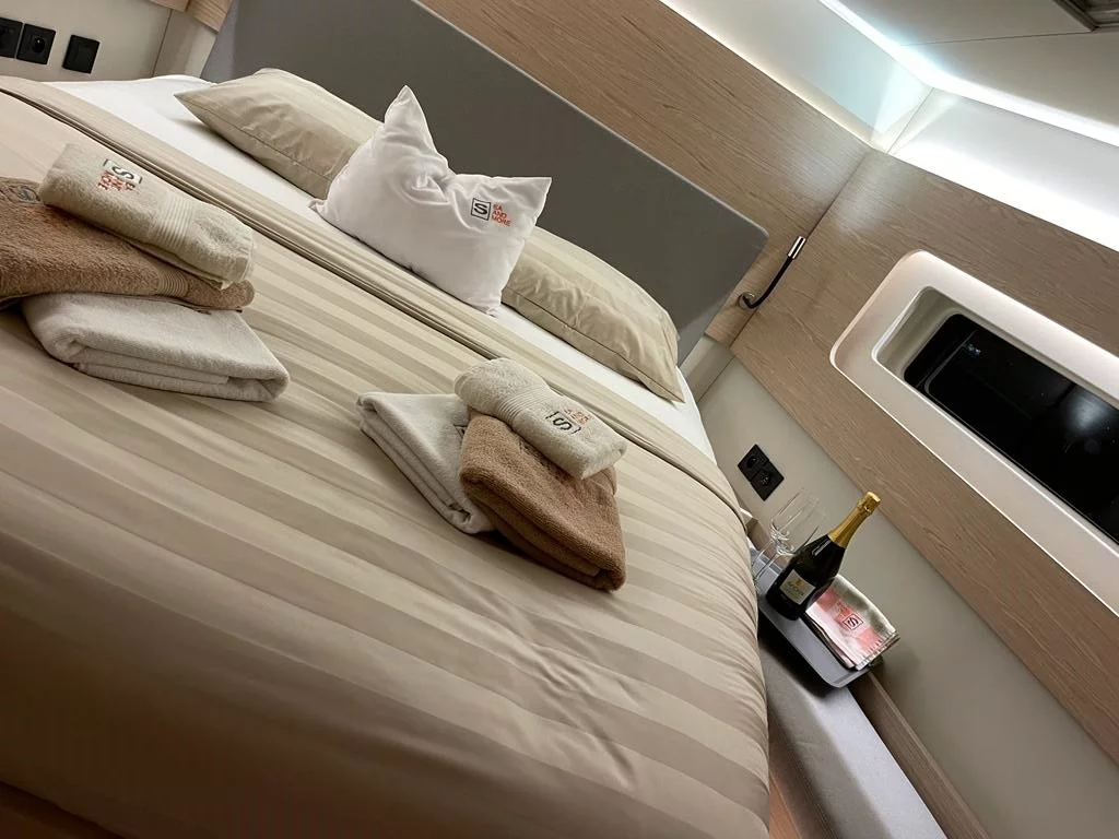 Oceanis Yacht 54 (White Bird)  - 39