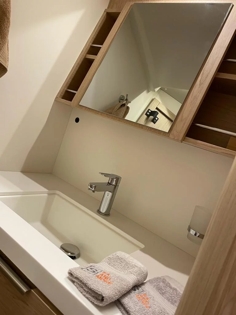 Oceanis Yacht 54 (White Bird)  - 3