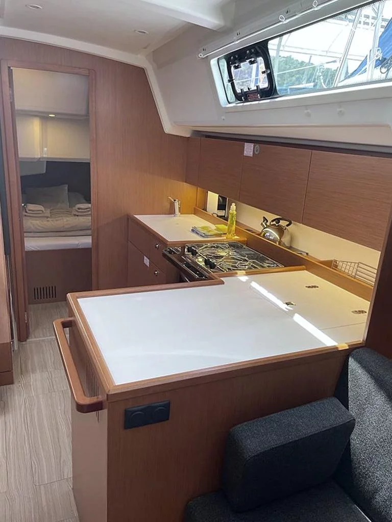 Bavaria C42 (Coco)  - 8
