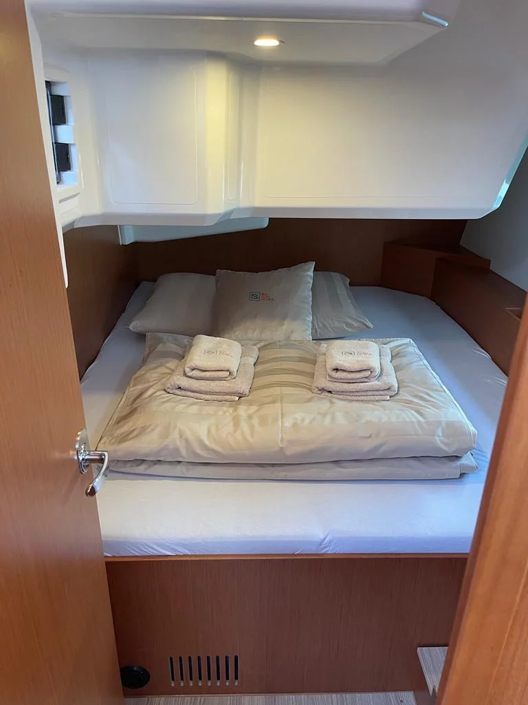 Bavaria C42 (Coco)  - 15