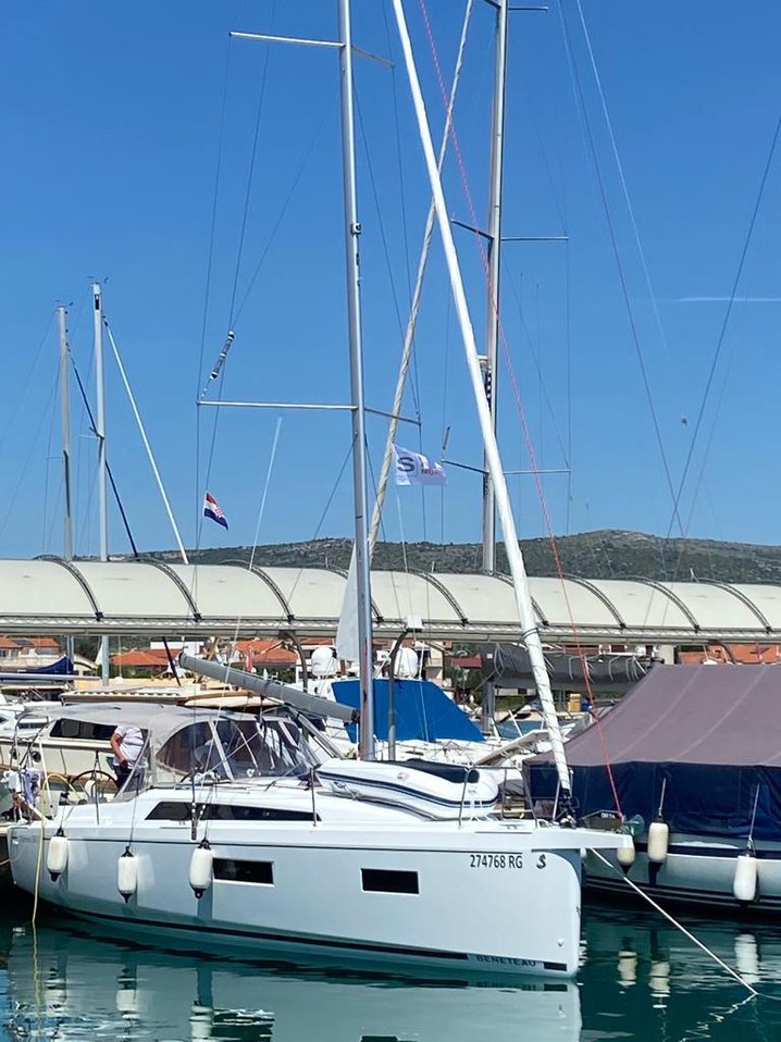 Photo #1 - Oceanis 34.1 (Ka Nani) in Rogoznica - 38943