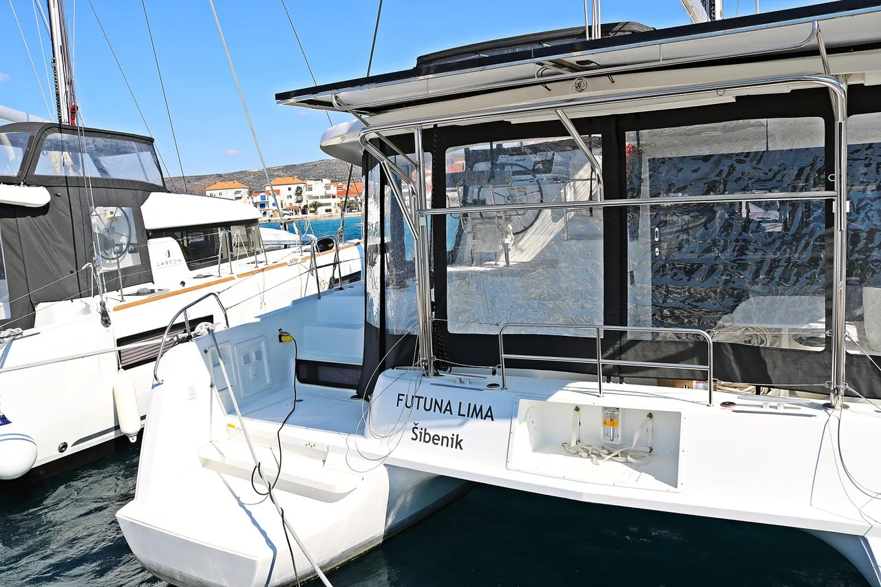 Lagoon 42 - 4 + 2 cab. (Futuna Lima)  - 27