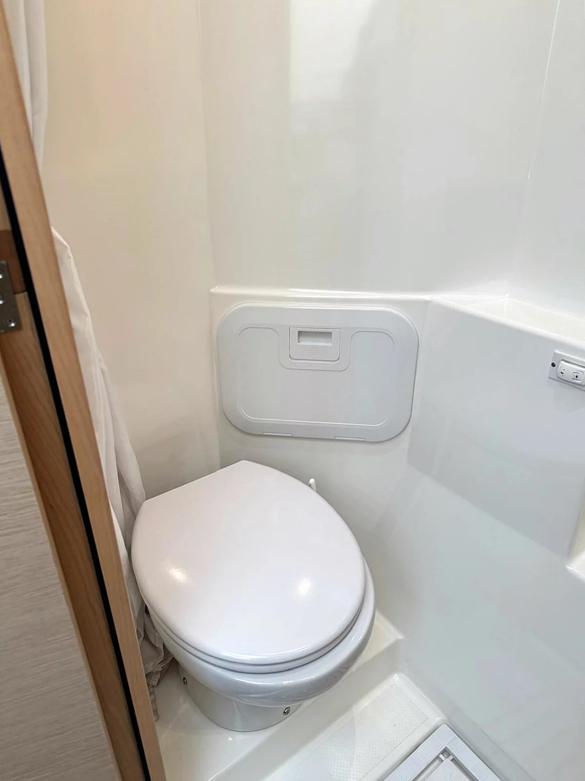 Fountaine Pajot MY 37 (Thunderball)  - 8