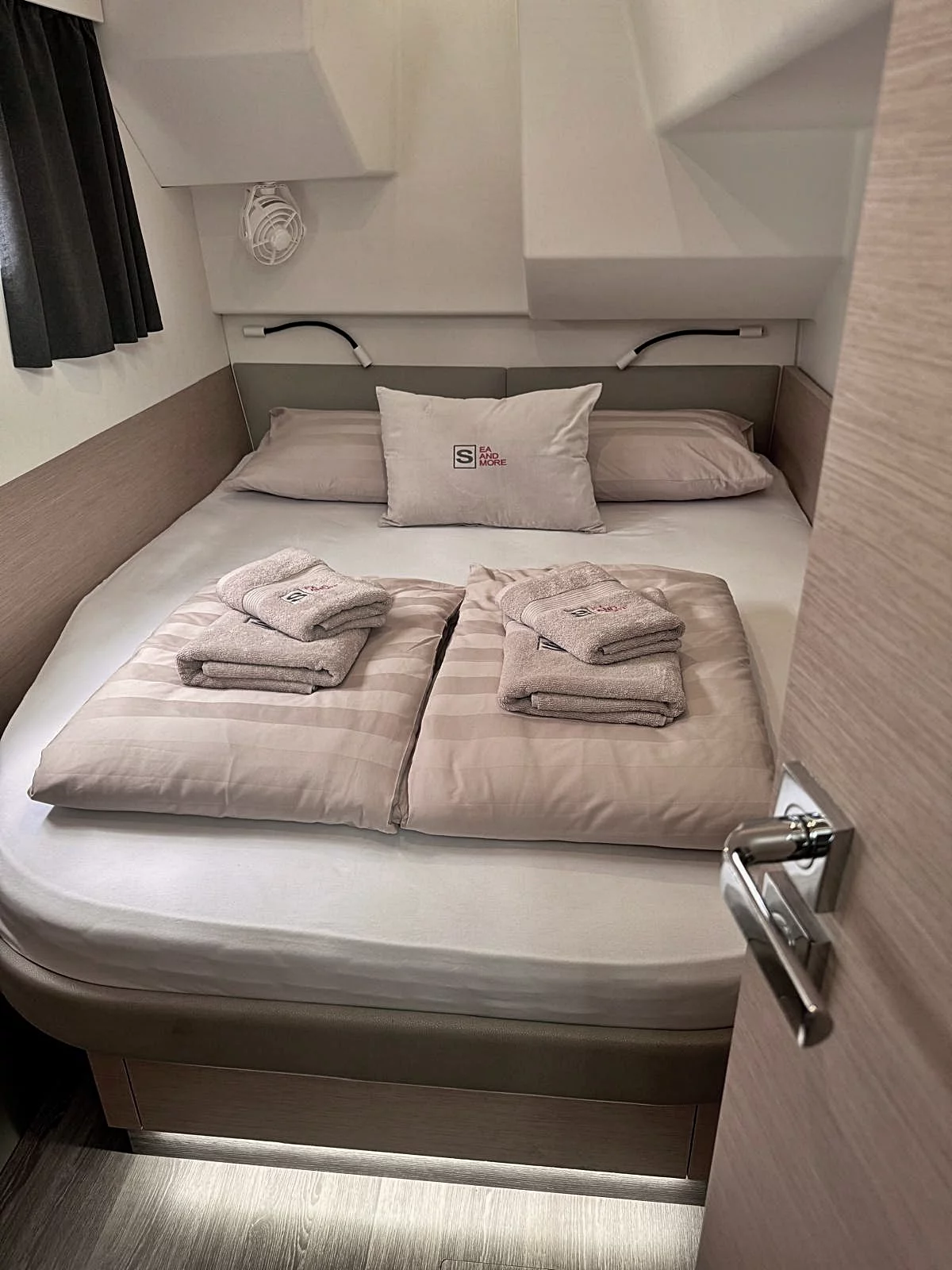 Fountaine Pajot MY 37 (Thunderball)  - 9