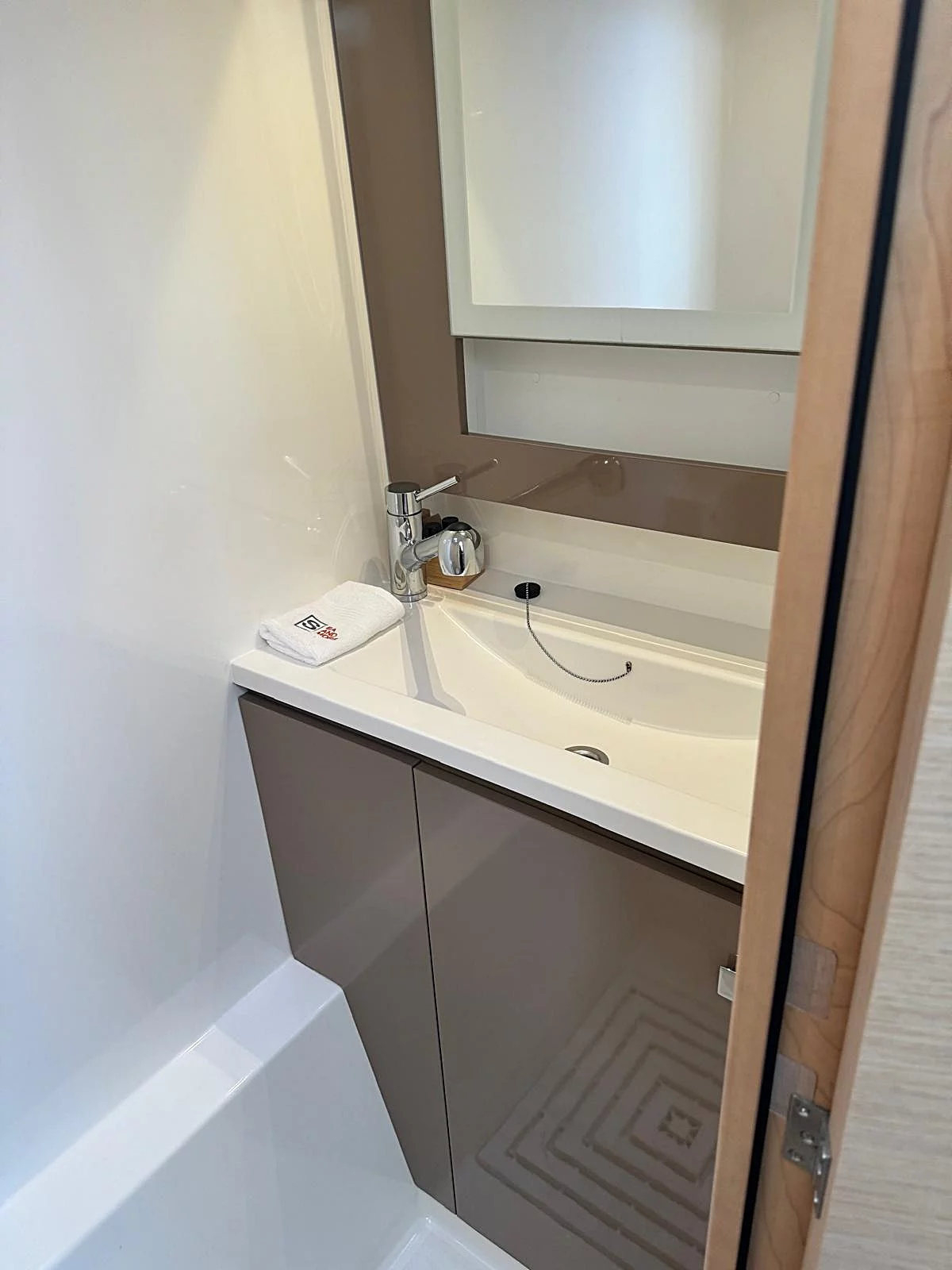 Fountaine Pajot MY 37 (Thunderball)  - 16