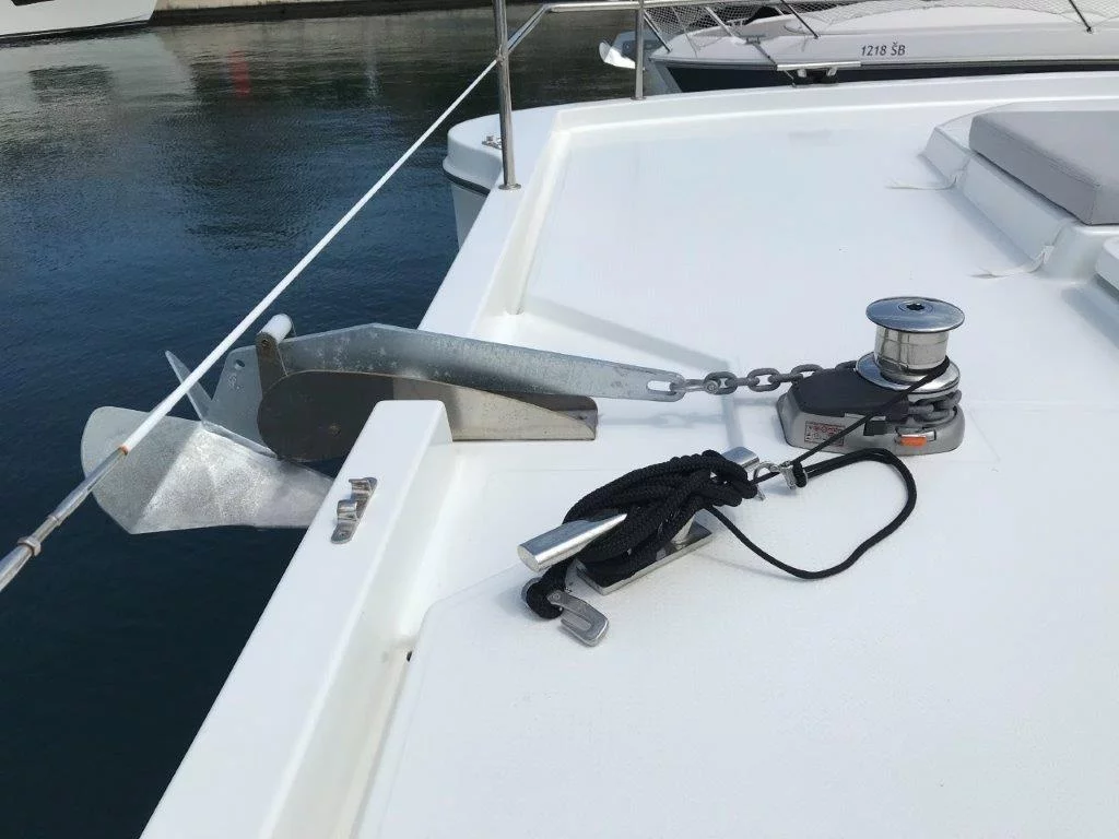Fountaine Pajot MY 37 (Thunderball)  - 24