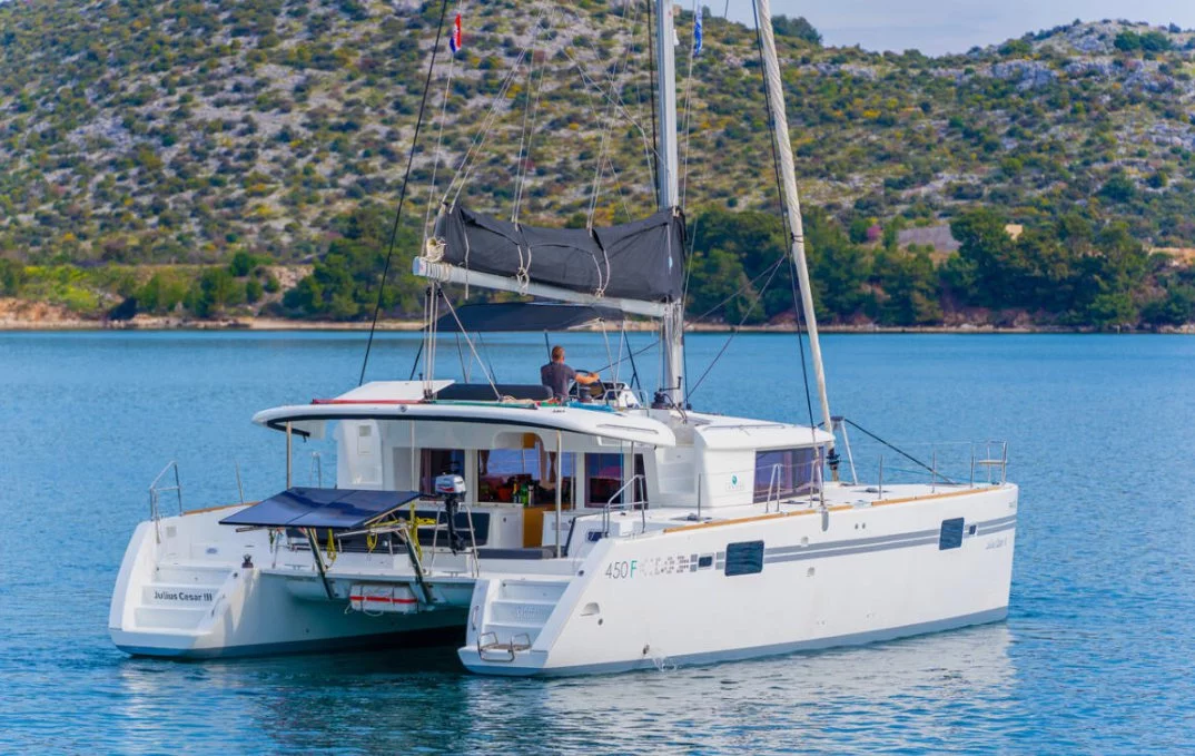 Lagoon 450 F - 4 + 2 cab. (Julius Cesar III)  - 2