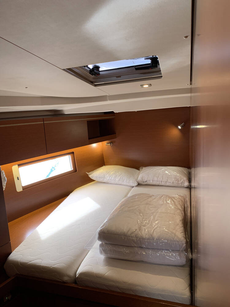 Oceanis 51.1 — photo 20