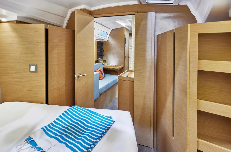 Sun Odyssey 380 (Princess Tia)  - 10