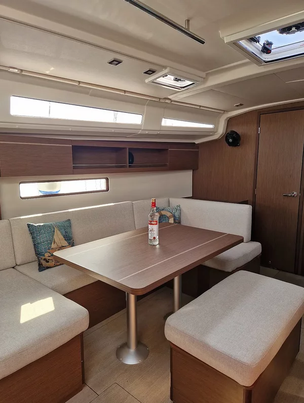 Oceanis 40.1 (Marilena)  - 10