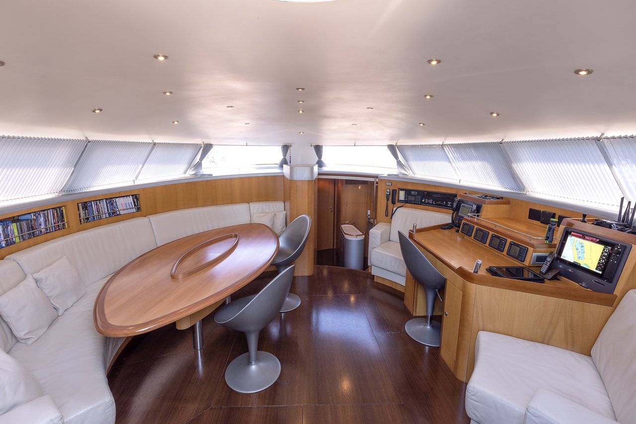 Photo #12 - Garcia Yachts 86 (Meliti) in Elliniko - 38991