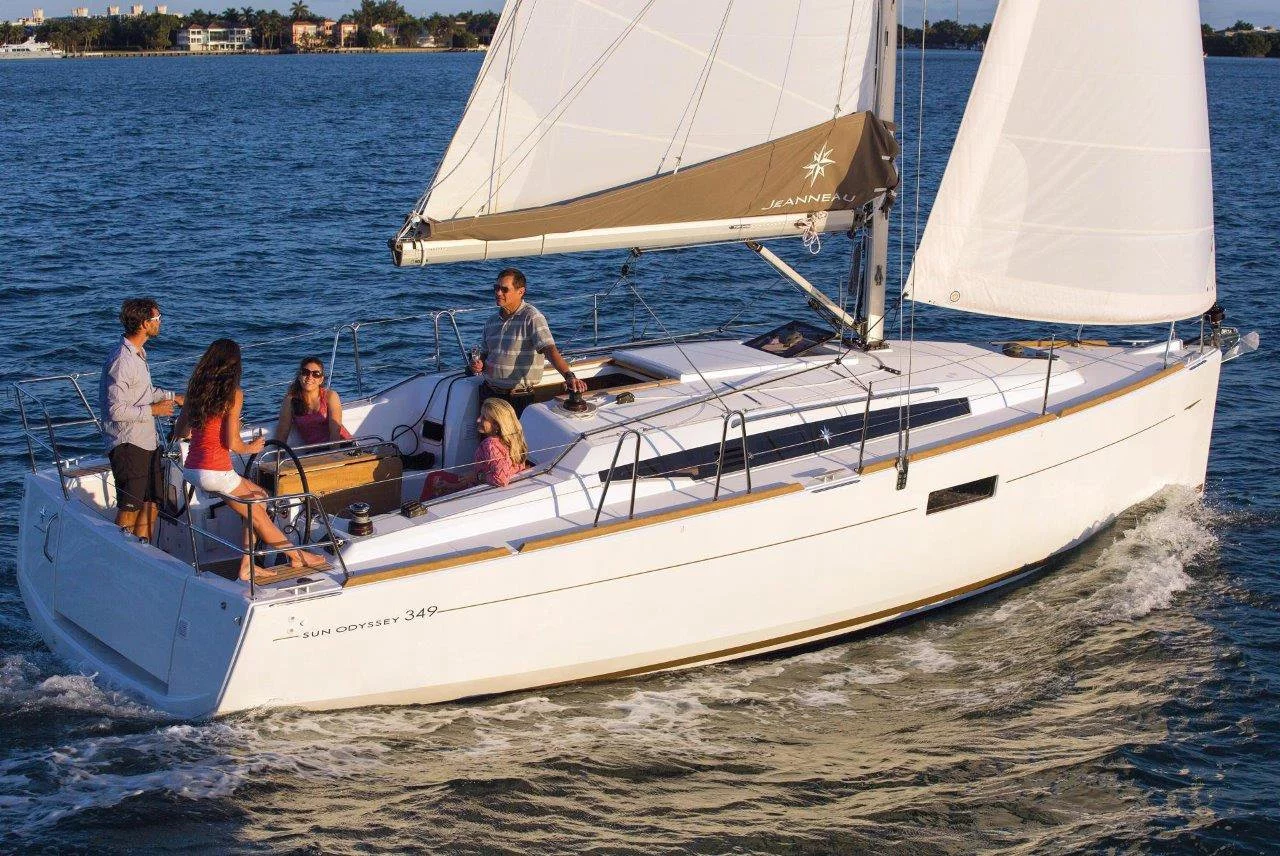 Sun Odyssey 349 - 2 cab. (Mara)  - 2