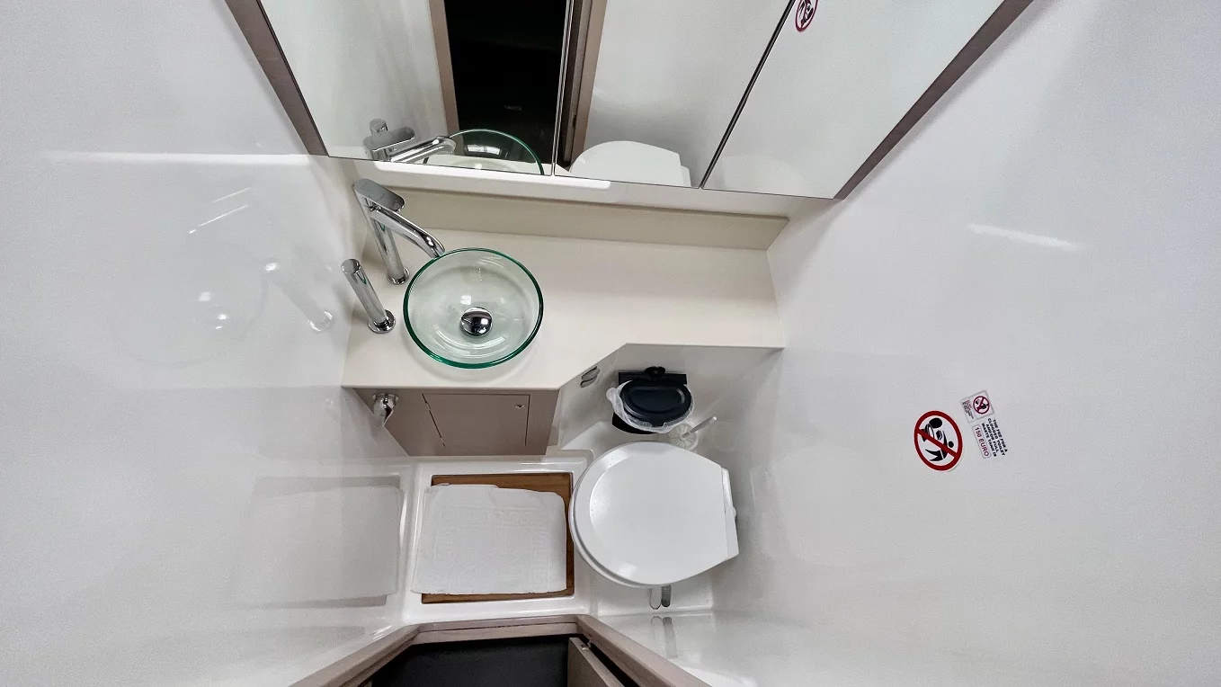 Dufour 48 Catamaran - 5 + 1 cab. (Mojito)  - 29