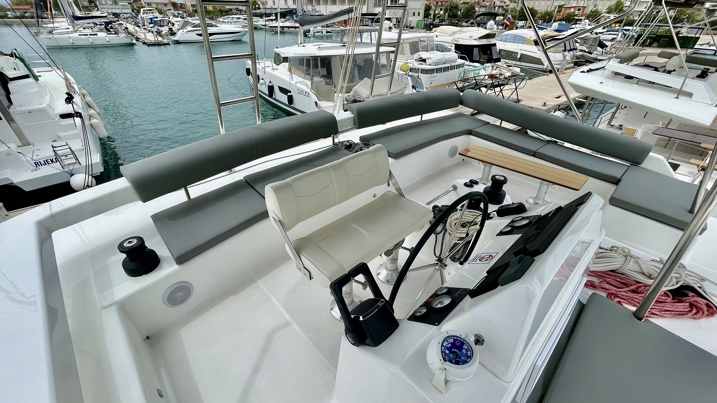 Photo #46 - Dufour 48 Catamaran - 5 + 1 cab. (Mojito) in Pirovac - 39005