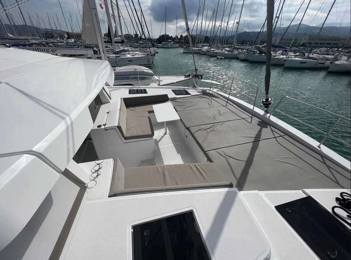 Bali 4.4 - 4 + 2 cab. (Blue Diamond)  - 4