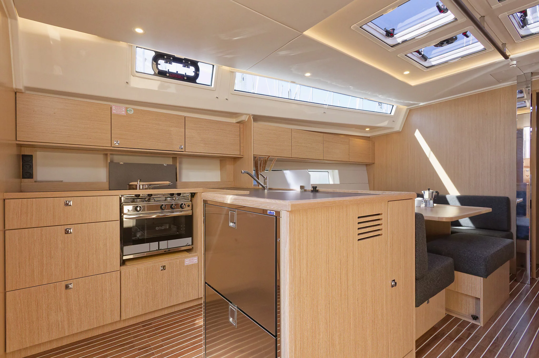Bavaria C50 Style - 5 cab. (Mathilda)  - 18