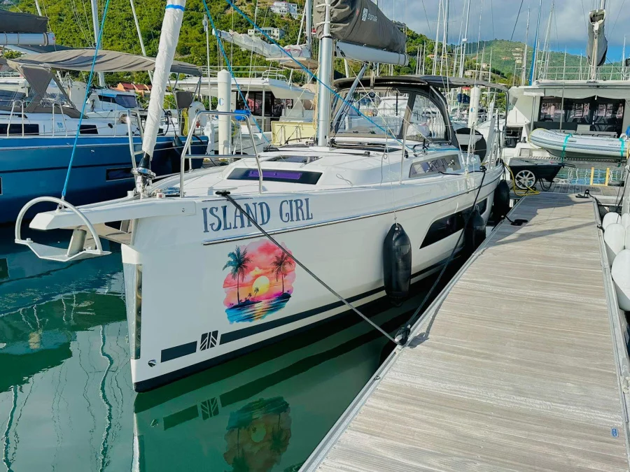 Dufour 37 - 3 cab. (Island Girl)  - 0