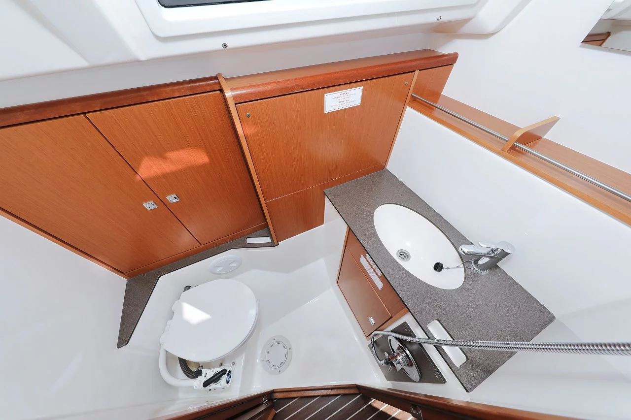 Bavaria Cruiser 37 - 3 cab. (Lupe)  - 42