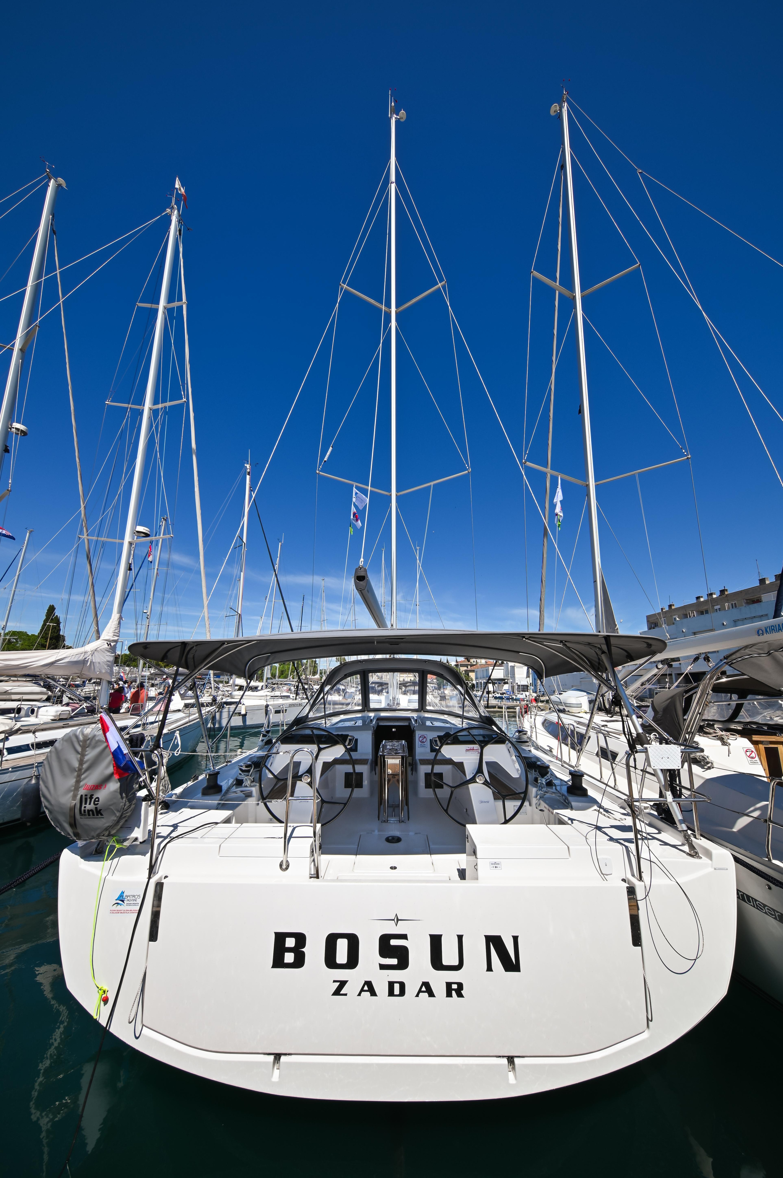 Photo #4 - Bavaria C46 - 4 cab. (Bosun) en Zadar - 39096