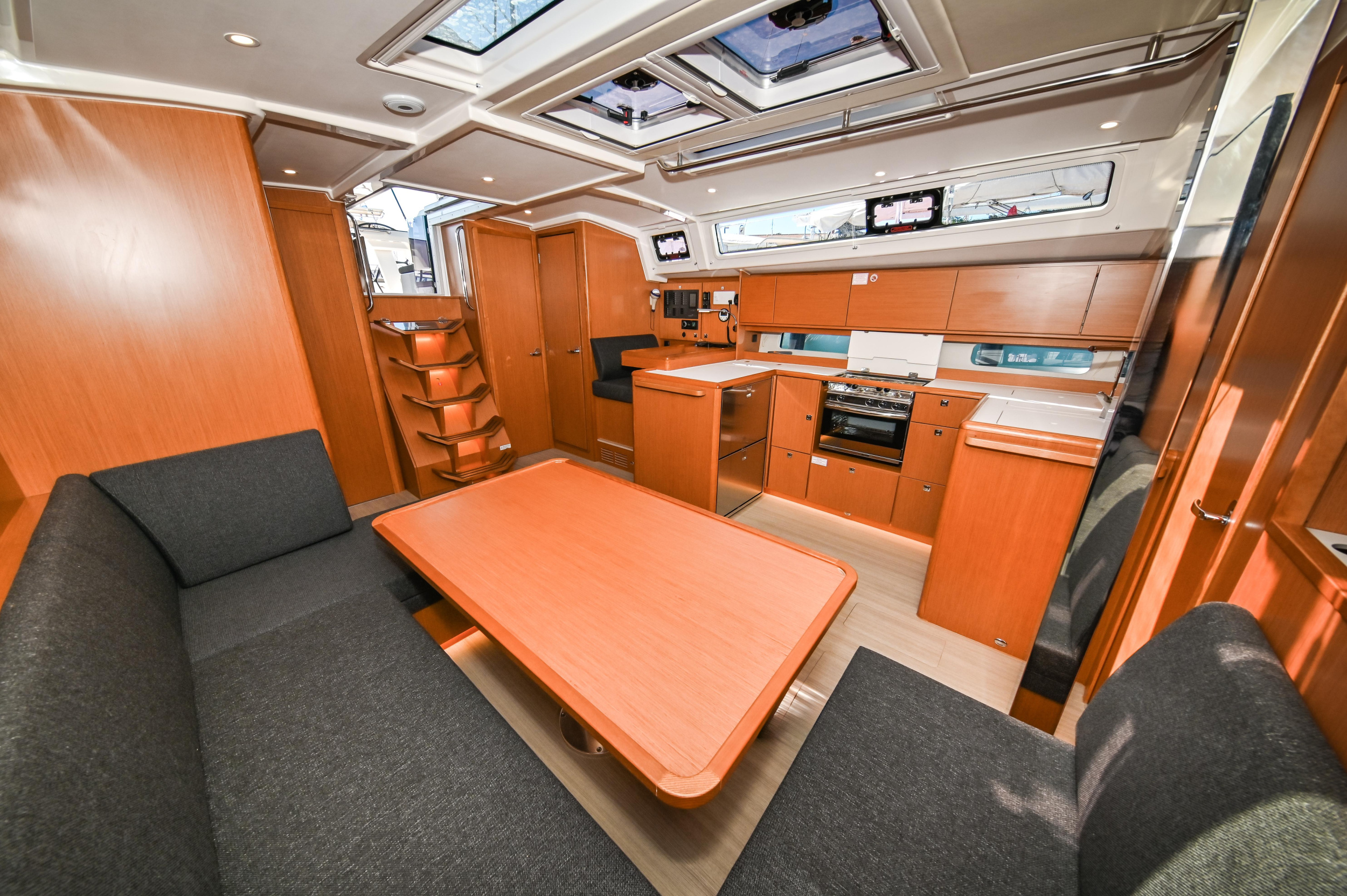 Photo #21 - Bavaria C46 - 4 cab. (Bosun) en Zadar - 39096