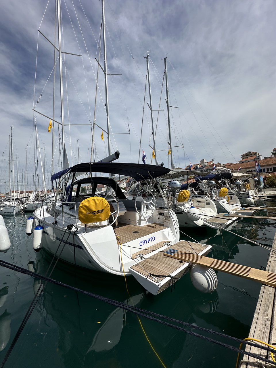 Photo #3 - Bavaria Cruiser 37 - 3 cab. (Crypto) in Trogir - 39104