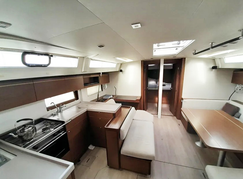 Oceanis 51.1 - 4 + 1 cab. — photo 6
