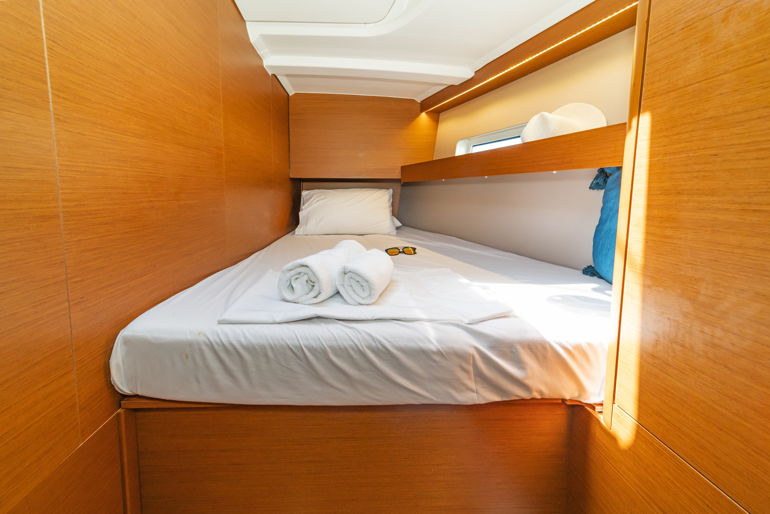 Sun Odyssey 490 - 4 + 1 cab. — photo 10