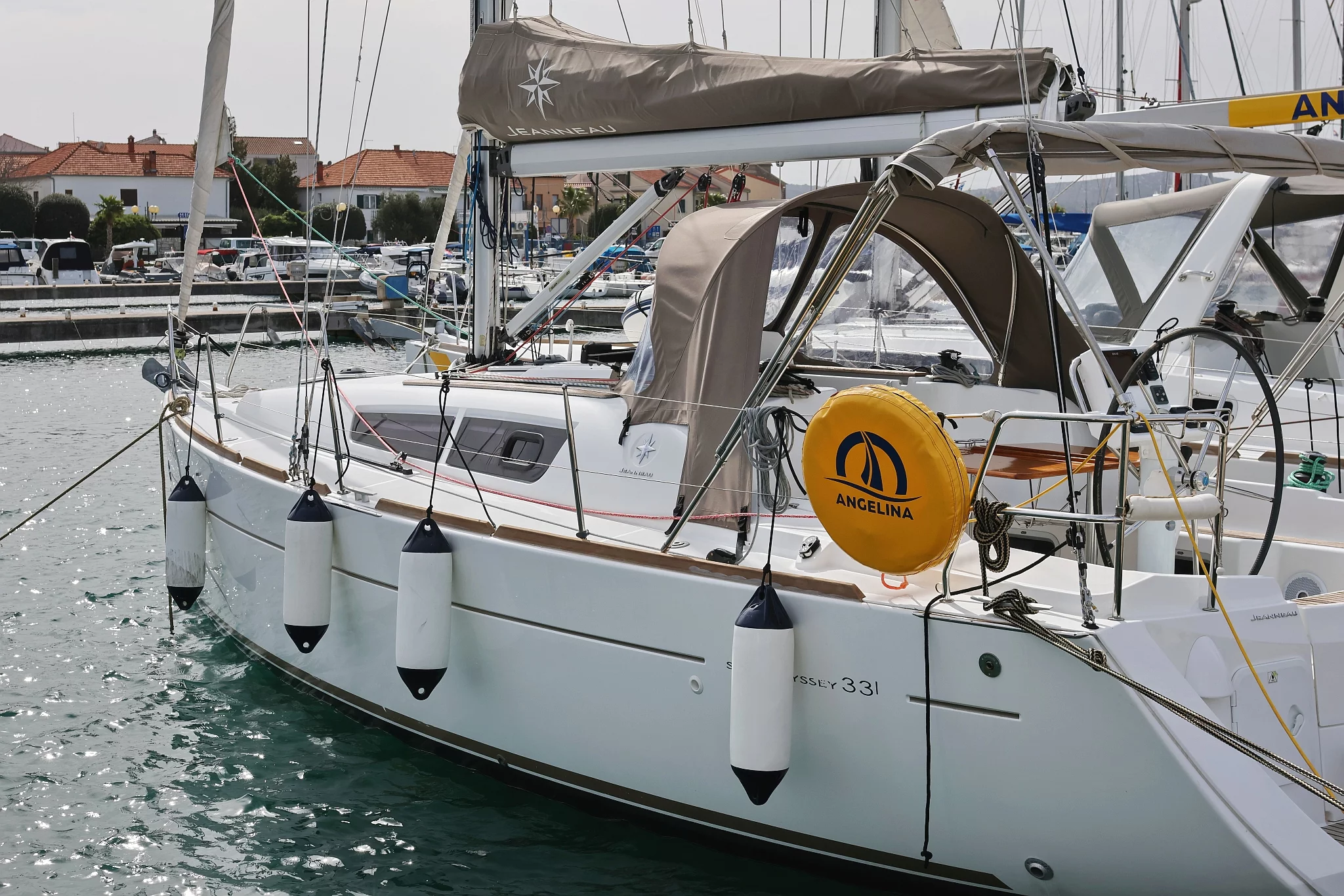 Sun Odyssey 33i (Cosma)  - 2