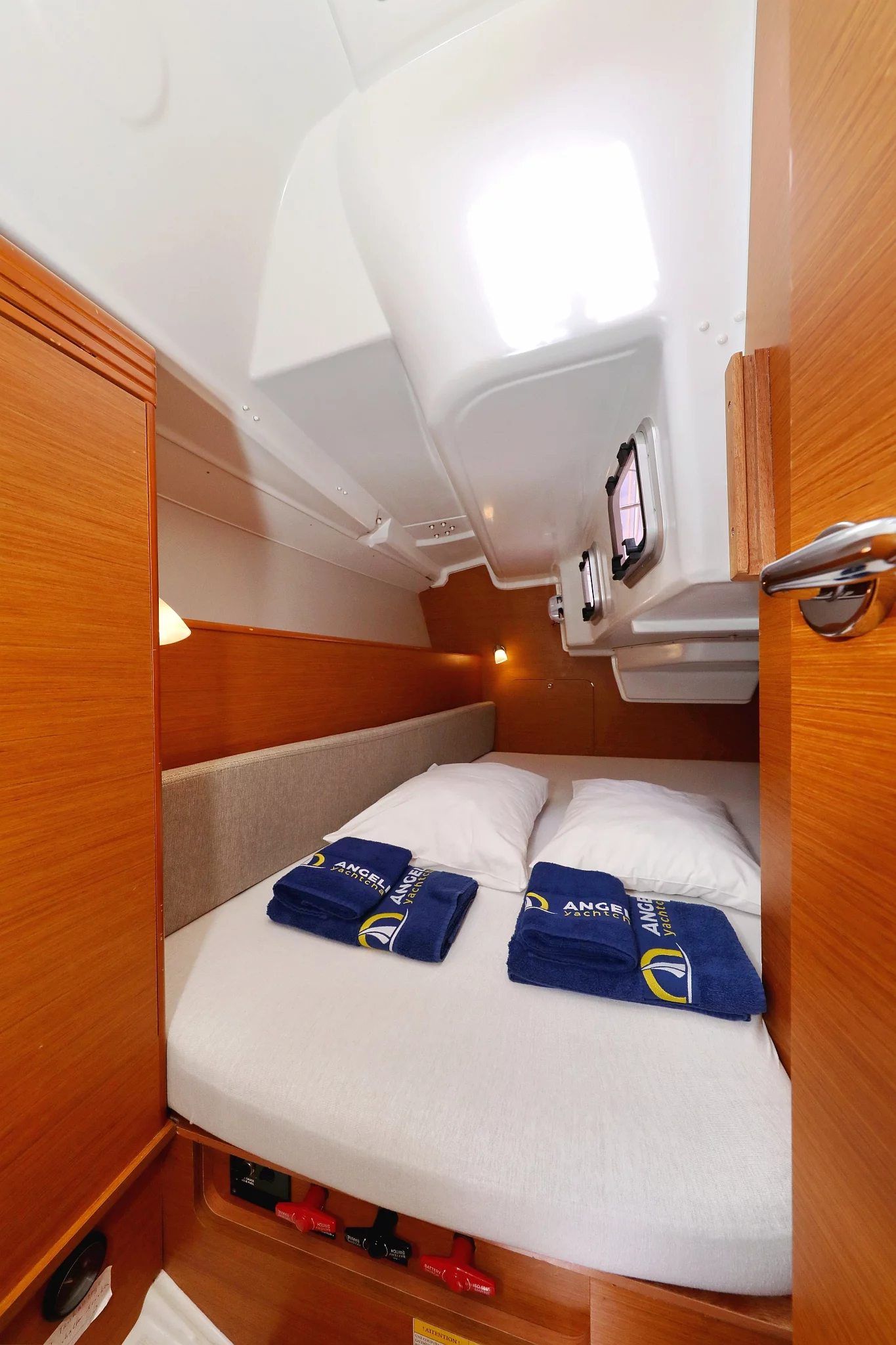 Sun Odyssey 33i (Cosma)  - 23