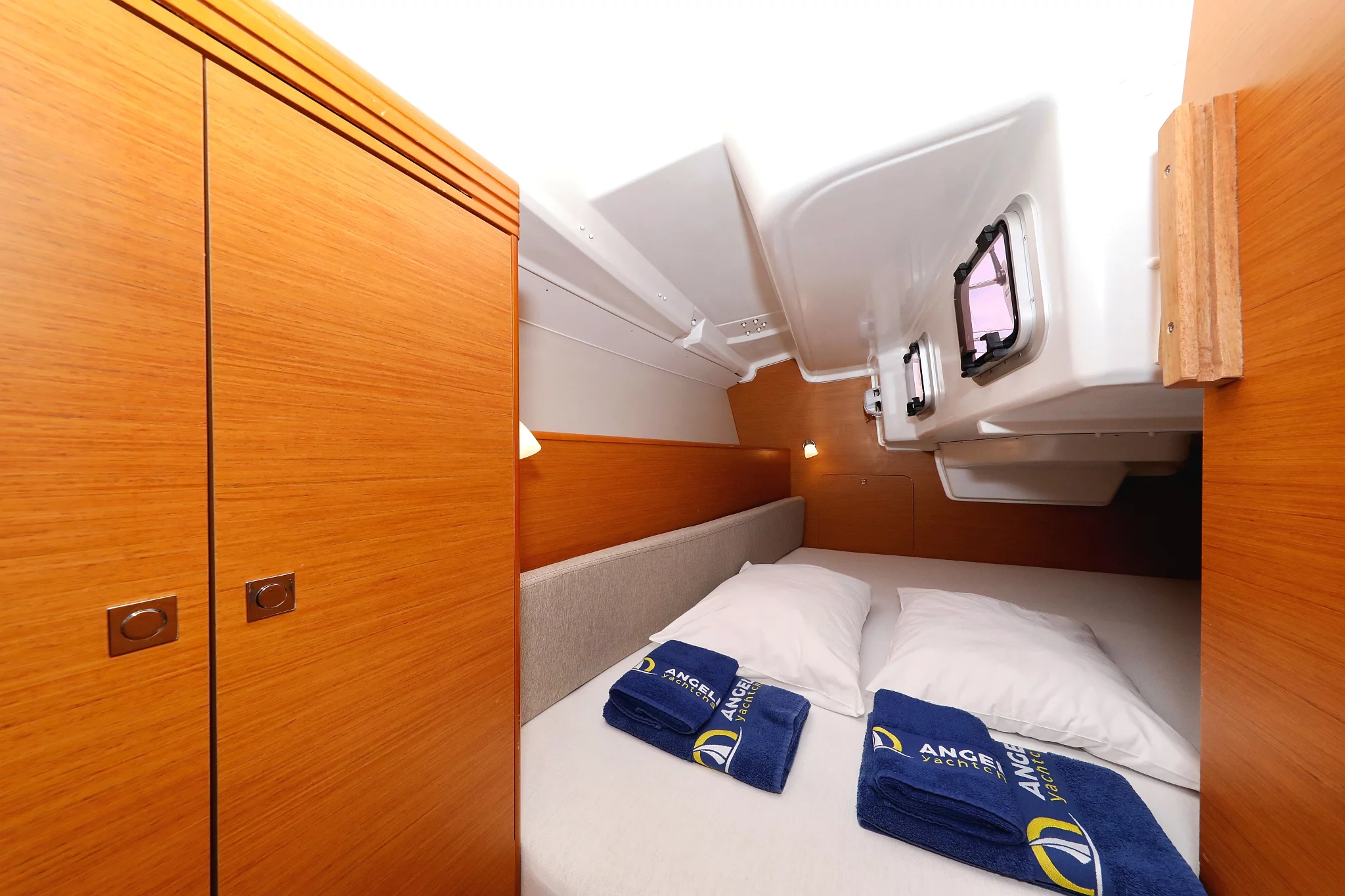 Sun Odyssey 33i (Cosma)  - 24