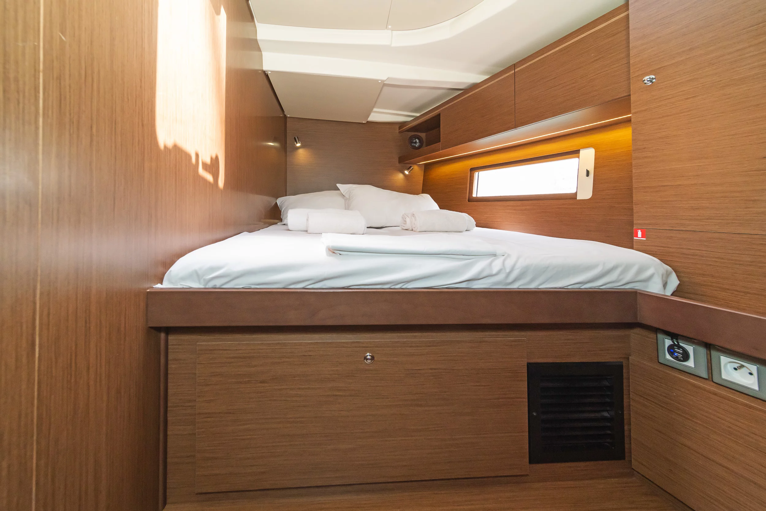 Oceanis 51.1 - 5 + 1 cab. (Spyros)  - 3