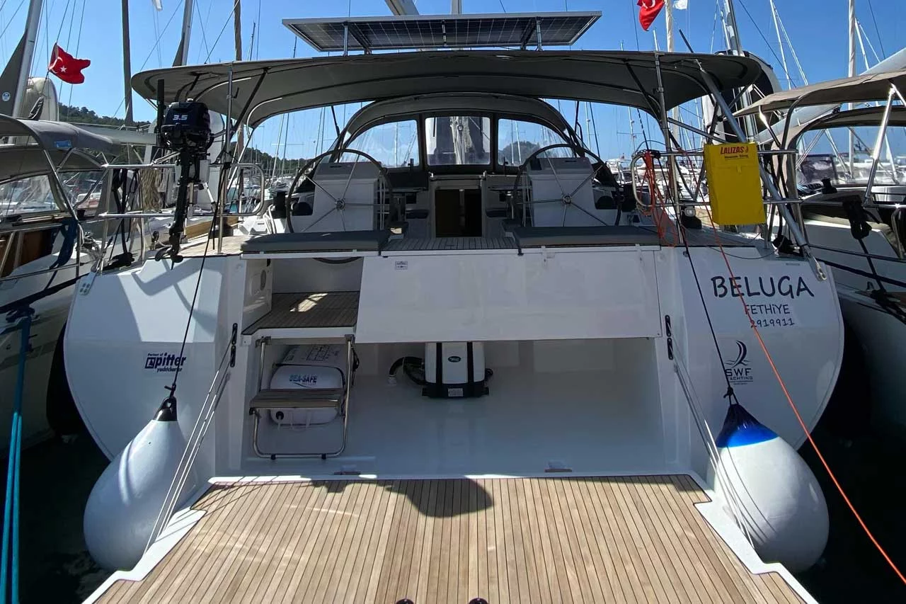 Bavaria C50 Holiday - 5 cab. (Beluga)  - 0
