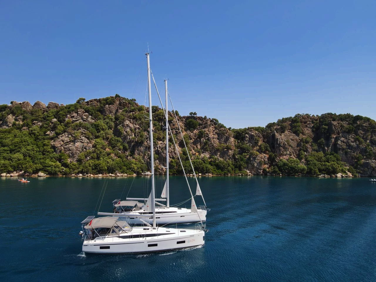 Bavaria C42 (Sorores)  - 0