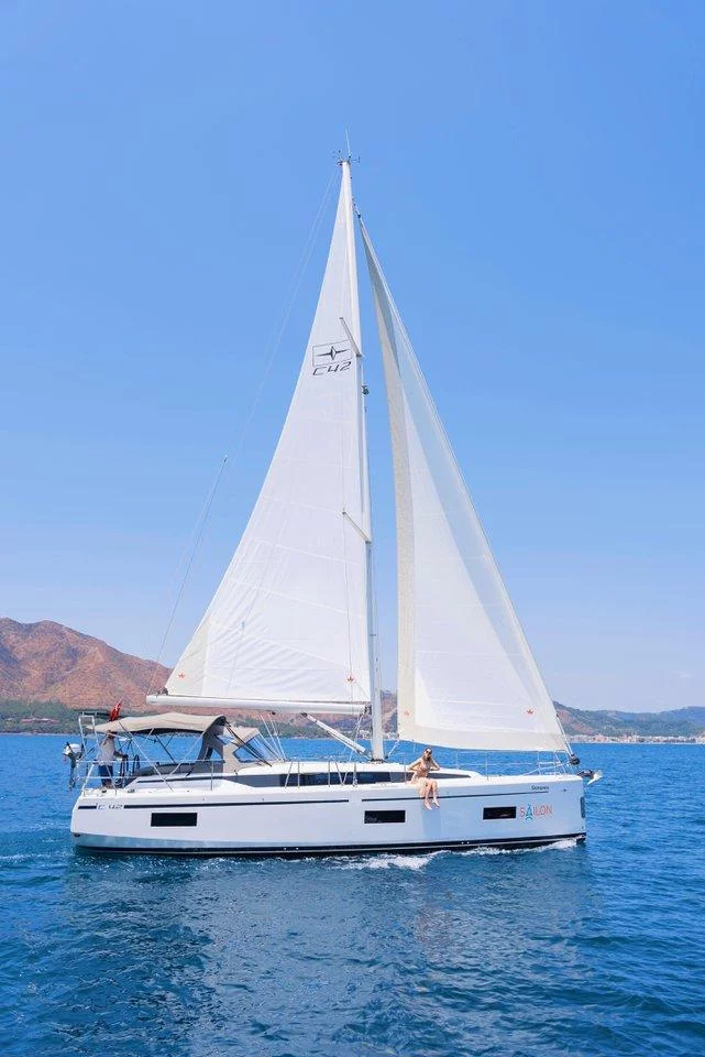 Bavaria C42 (Sorores)  - 2