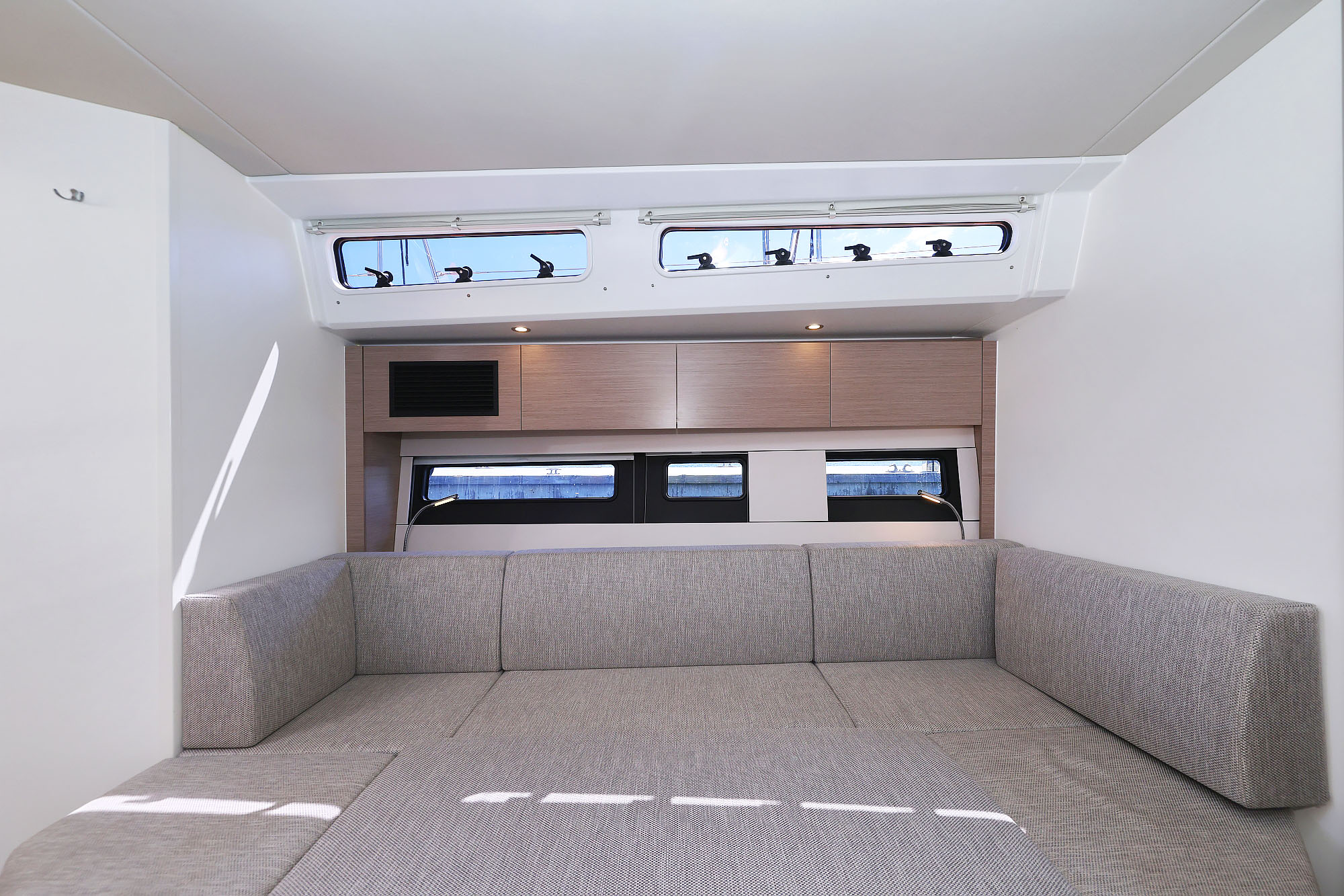 Hanse 510 - 3 + 1 cab. — photo 21